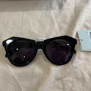 Karen walker NUMBER ONE BLACK. NWT sunglasses